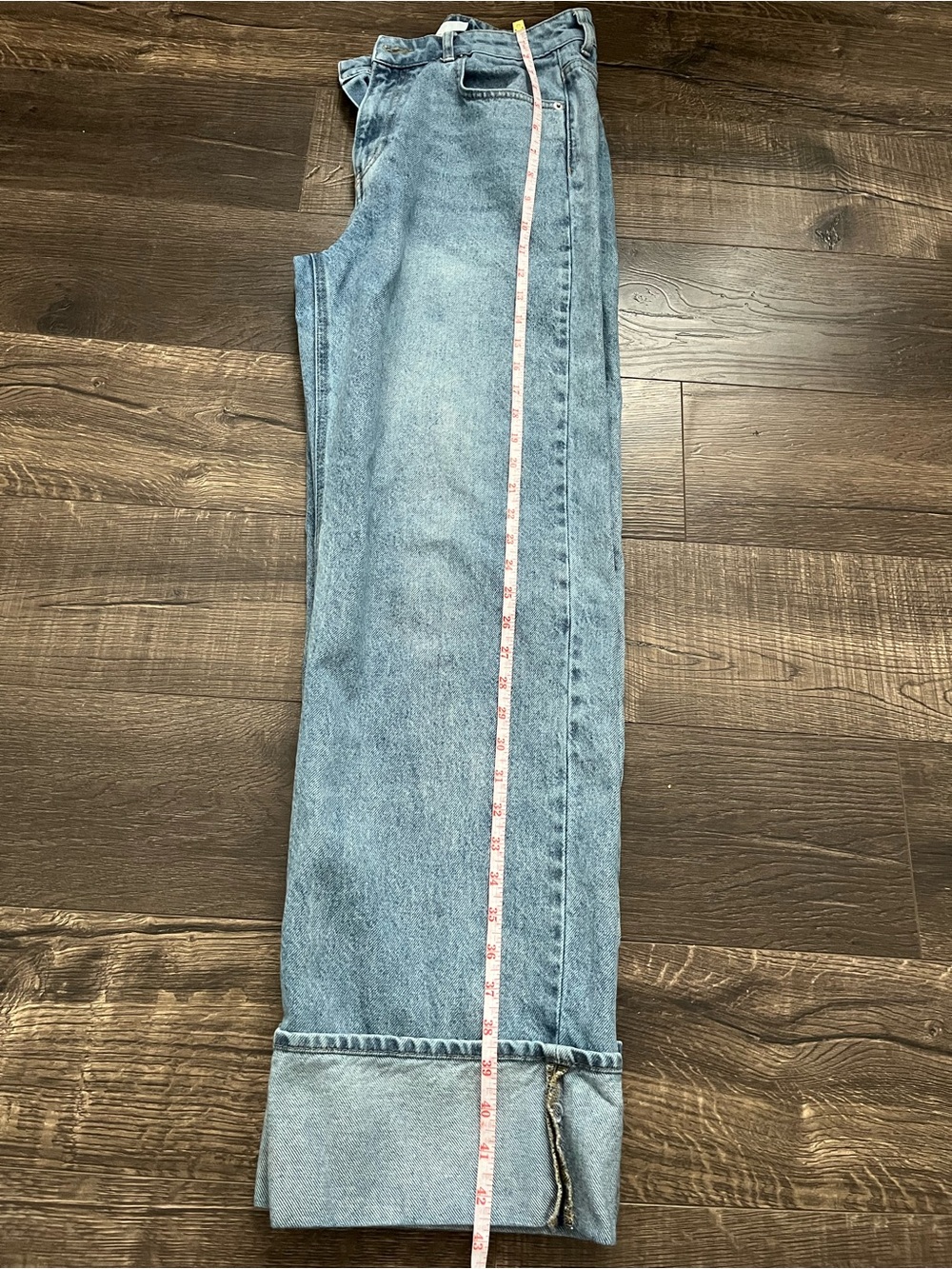 H&M Light Blue Denim High-Rise Jeans - Picture 6 of 6